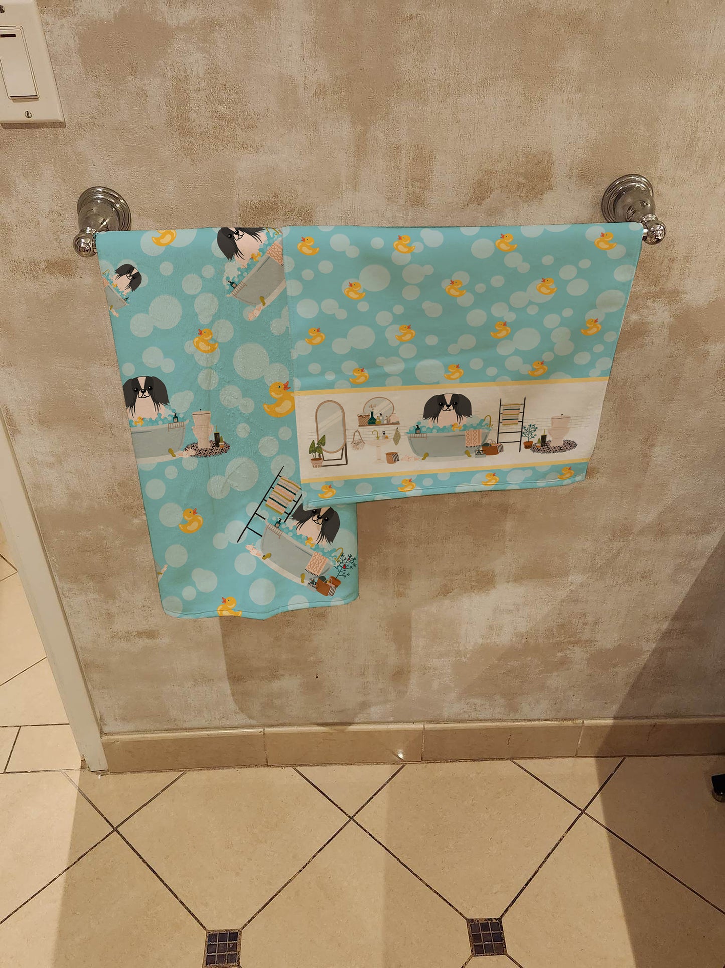 Black White Pekingese in Bathtub Bath Towel Large