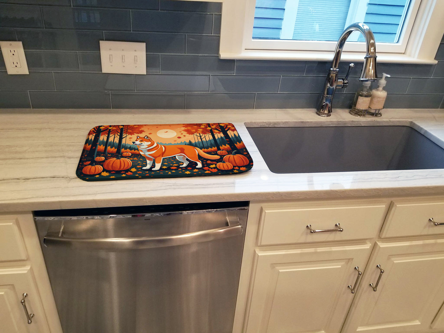 Akita Fall Dish Drying Mat