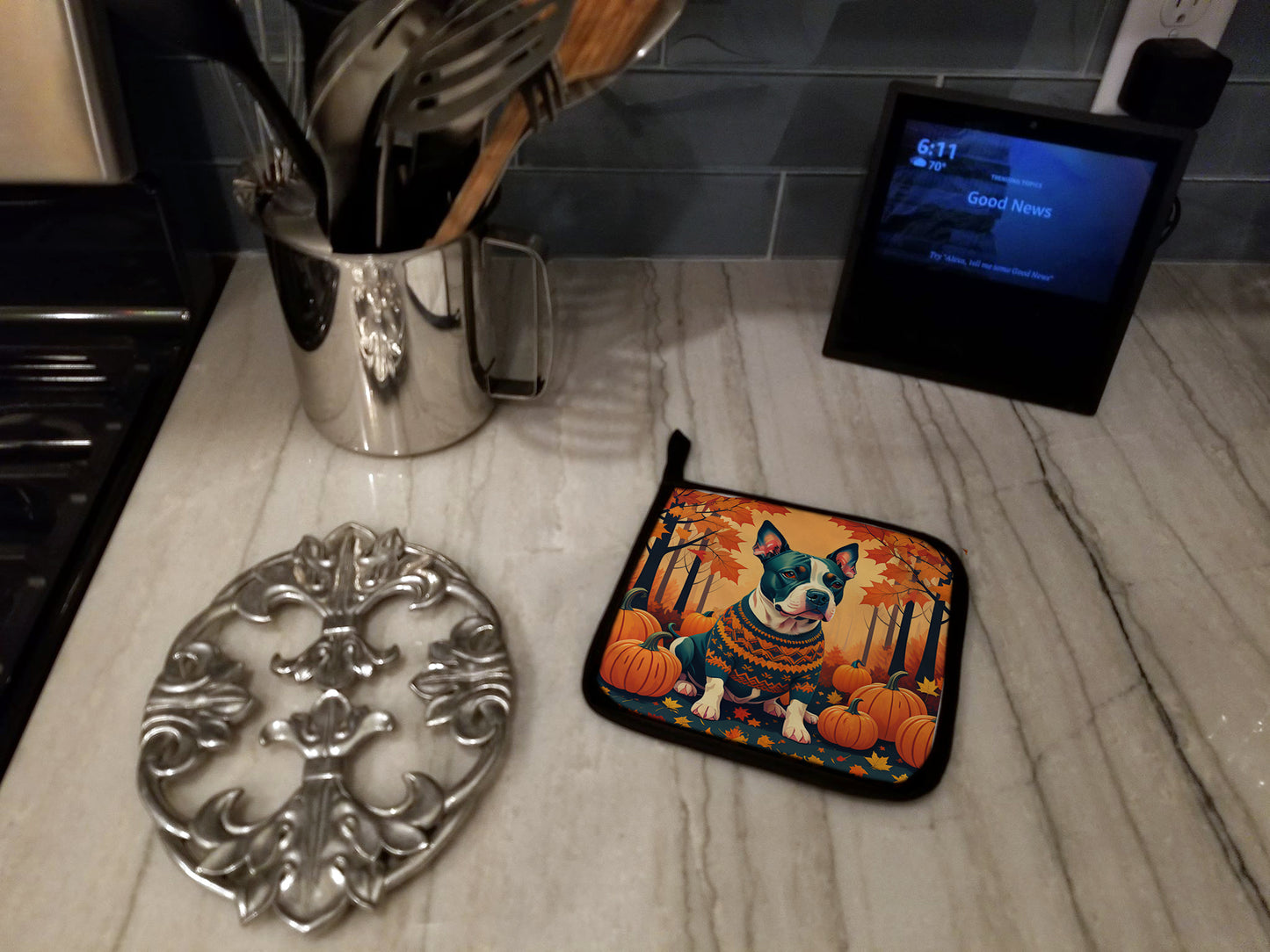 Pit Bull Terrier Fall Pair of Pot Holders