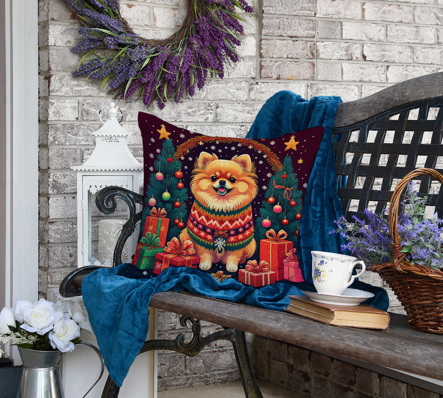 Pomeranian Christmas Throw Pillow