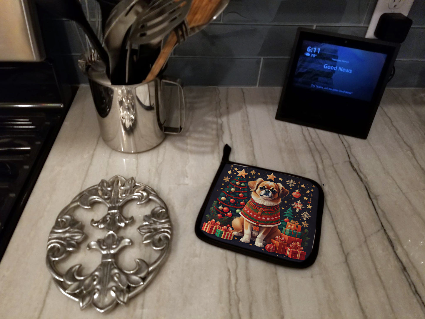 Tibetan Spaniel Christmas Pair of Pot Holders