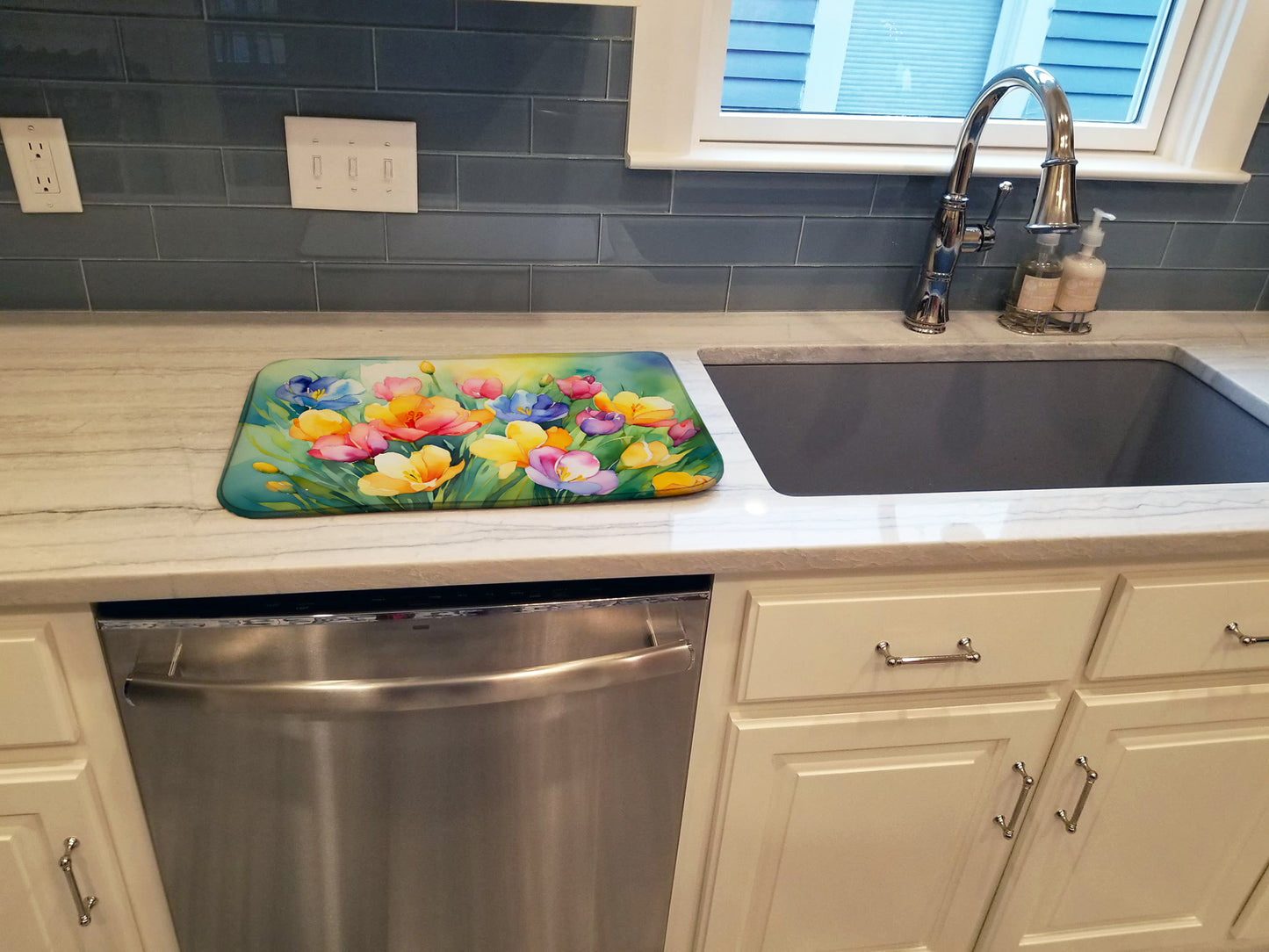 Freesias in Watercolor Dish Drying Mat