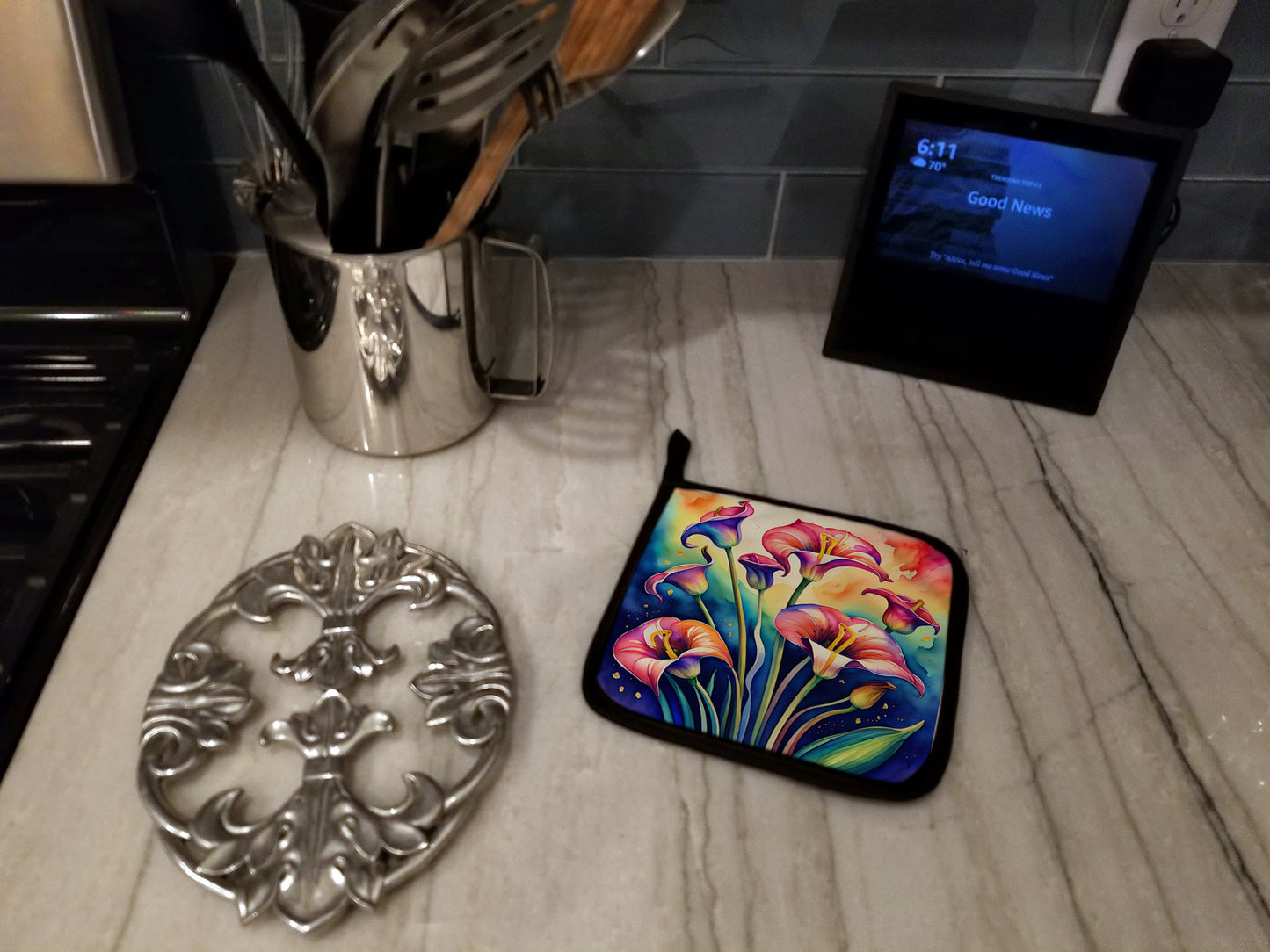 Colorful Calla Lilies Pair of Pot Holders