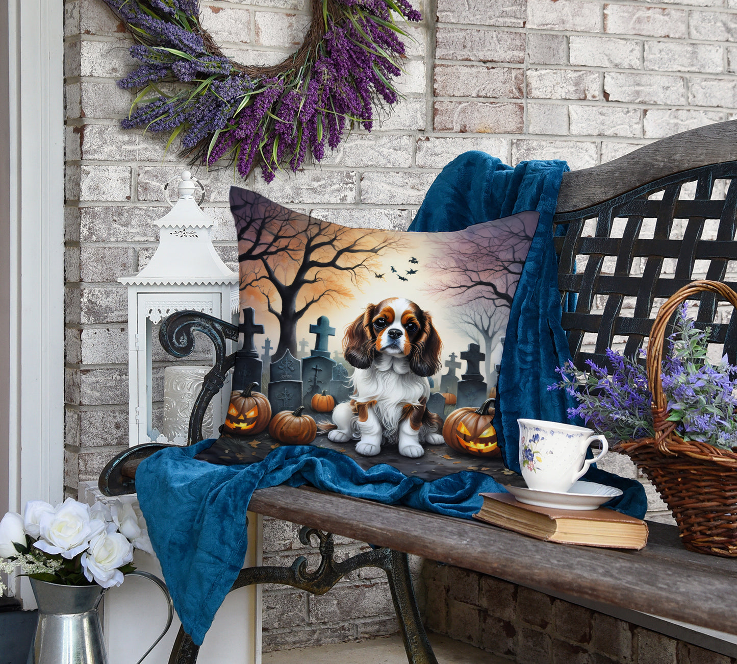 Cavalier Spaniel Spooky Halloween Throw Pillow