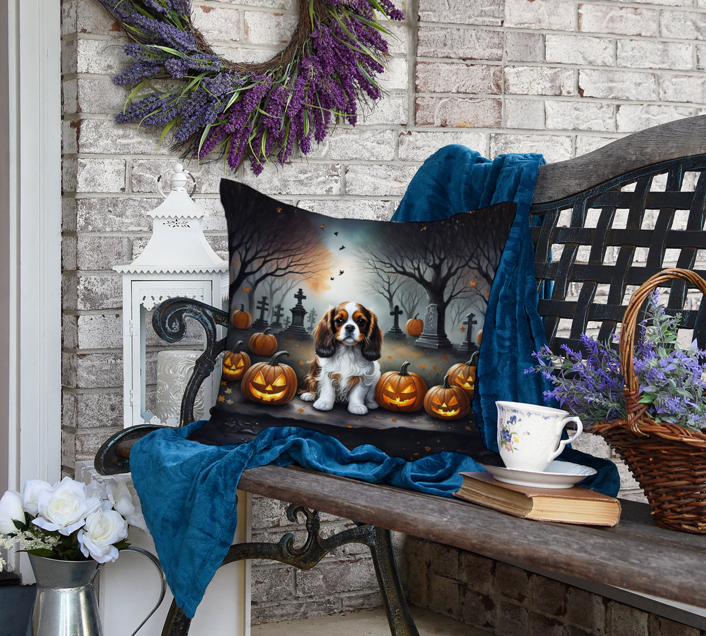 Cavalier Spaniel Spooky Halloween Throw Pillow