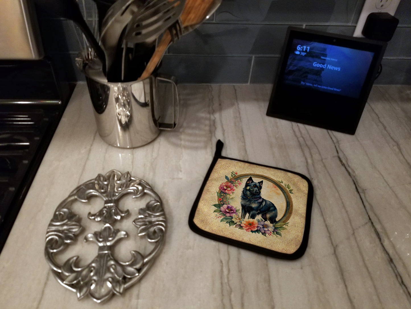 Schipperke and Flowers Pair of Pot Holders
