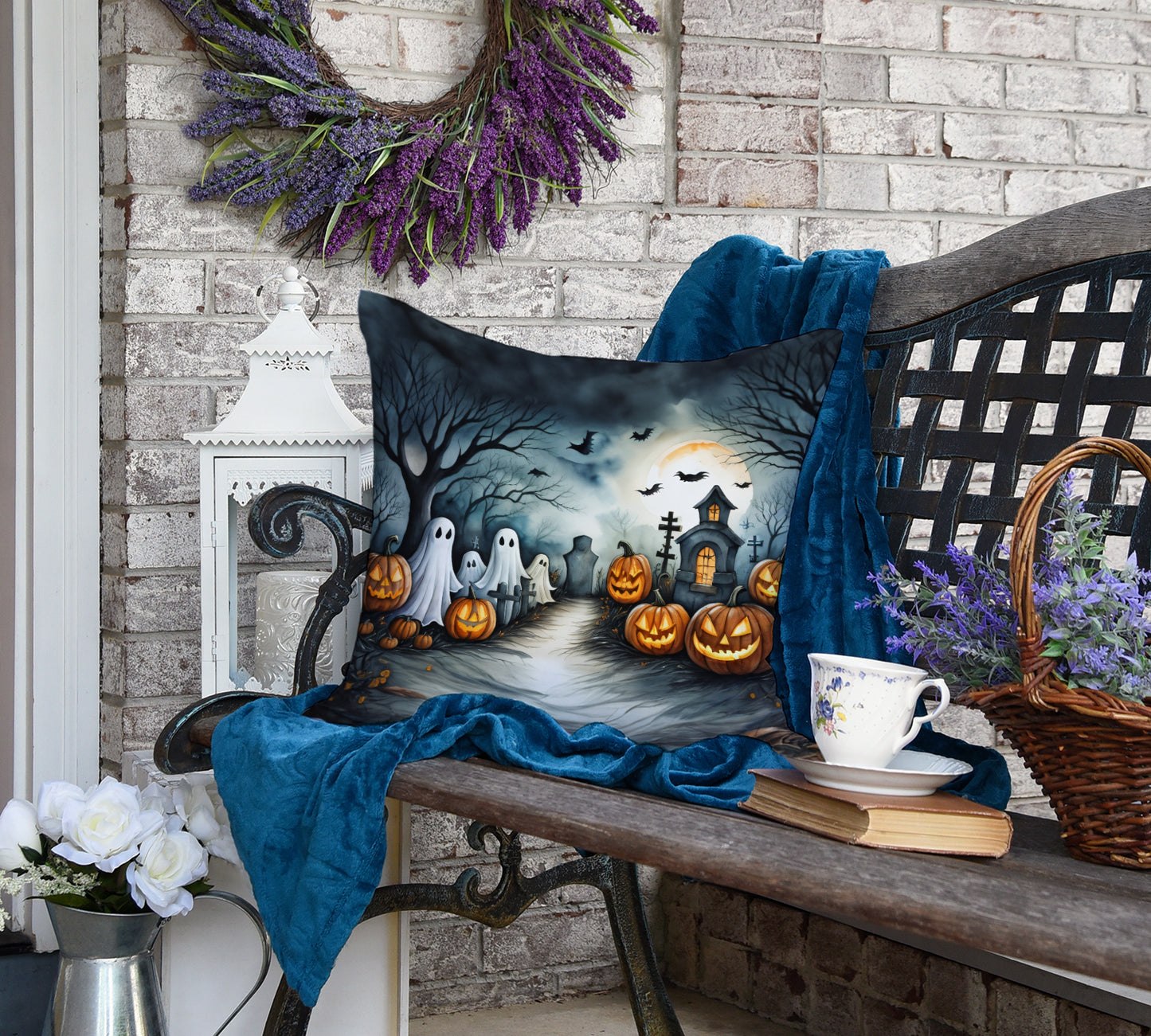 Ghosts Spooky Halloween Throw Pillow