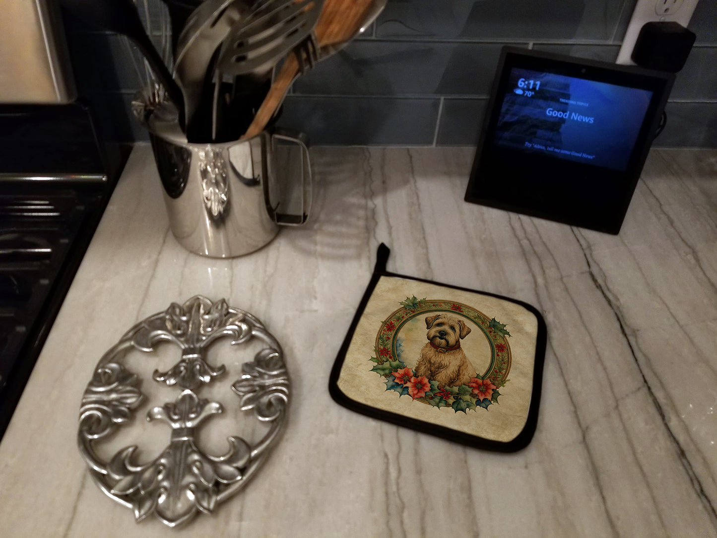 Wheaten Terrier Christmas Flowers Pair of Pot Holders
