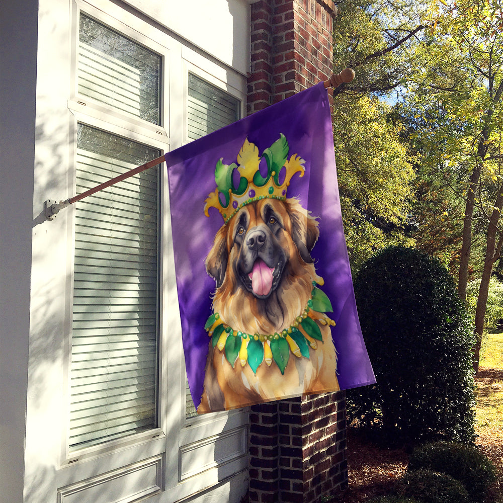 Leonberger King of Mardi Gras House Flag