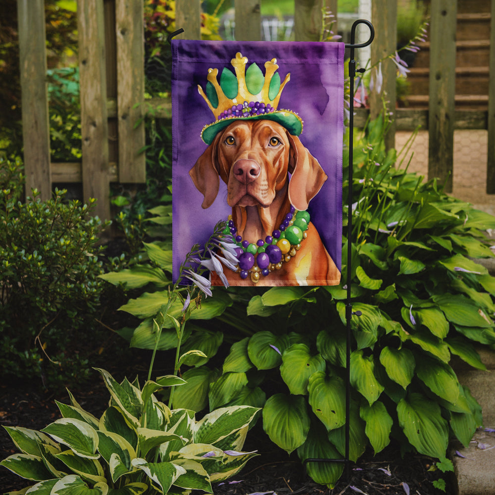 Vizsla King of Mardi Gras Garden Flag