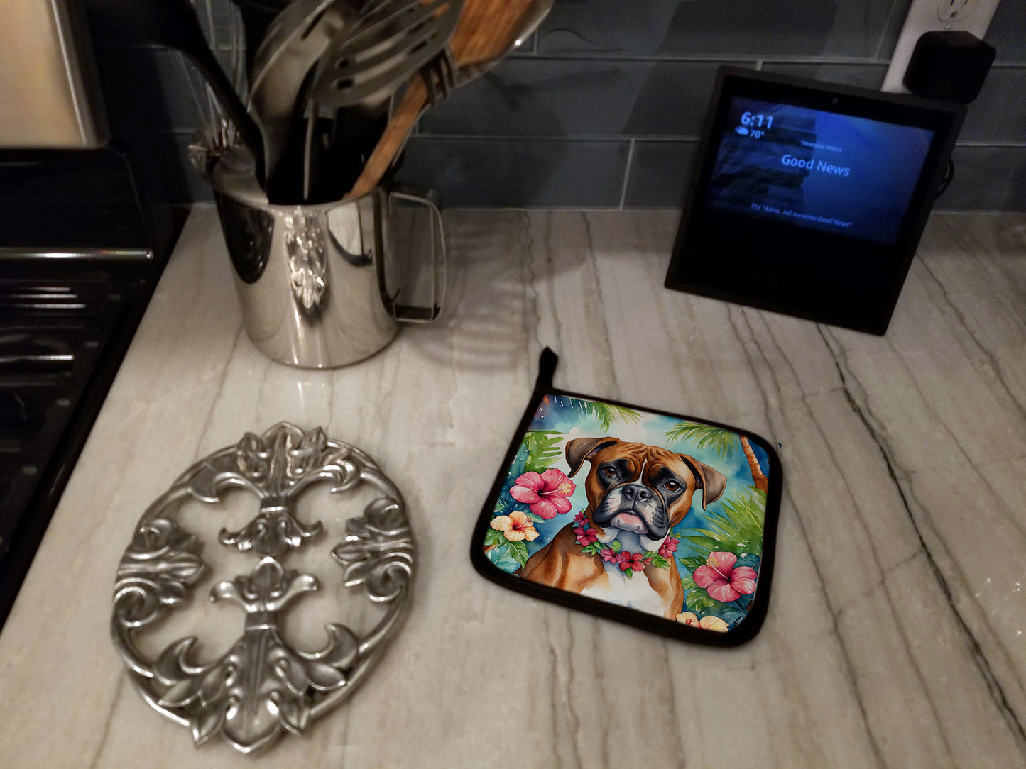 Boxer Luau Pair of Pot Holders