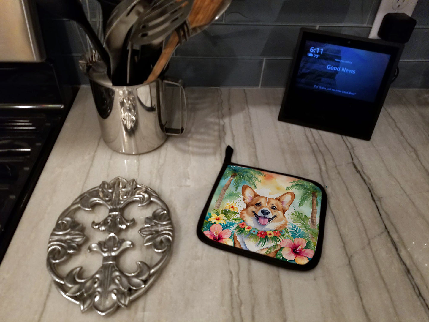 Corgi Luau Pair of Pot Holders