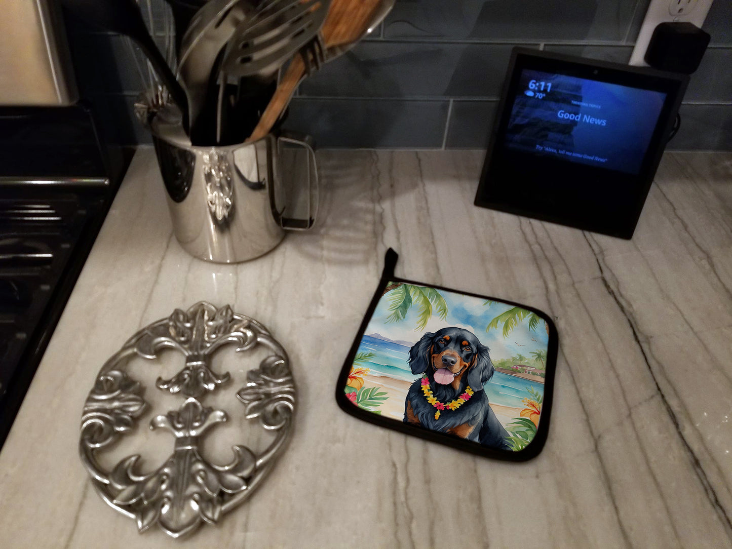 Gordon Setter Luau Pair of Pot Holders