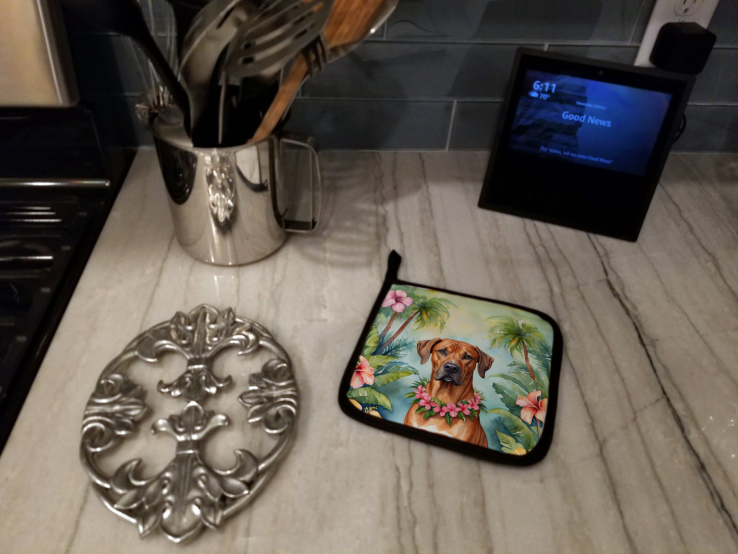 Rhodesian Ridgeback Luau Pair of Pot Holders