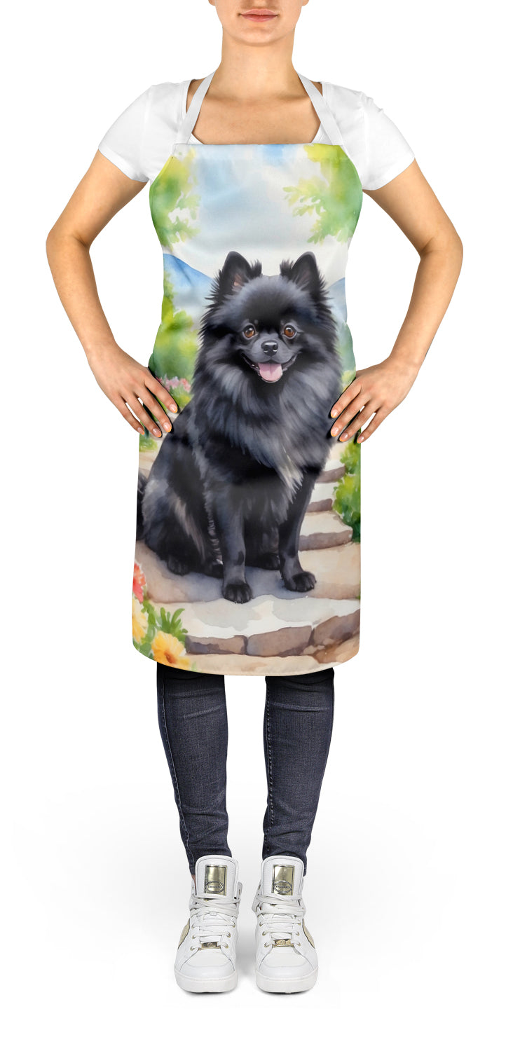 Pomeranian Spring Path Apron