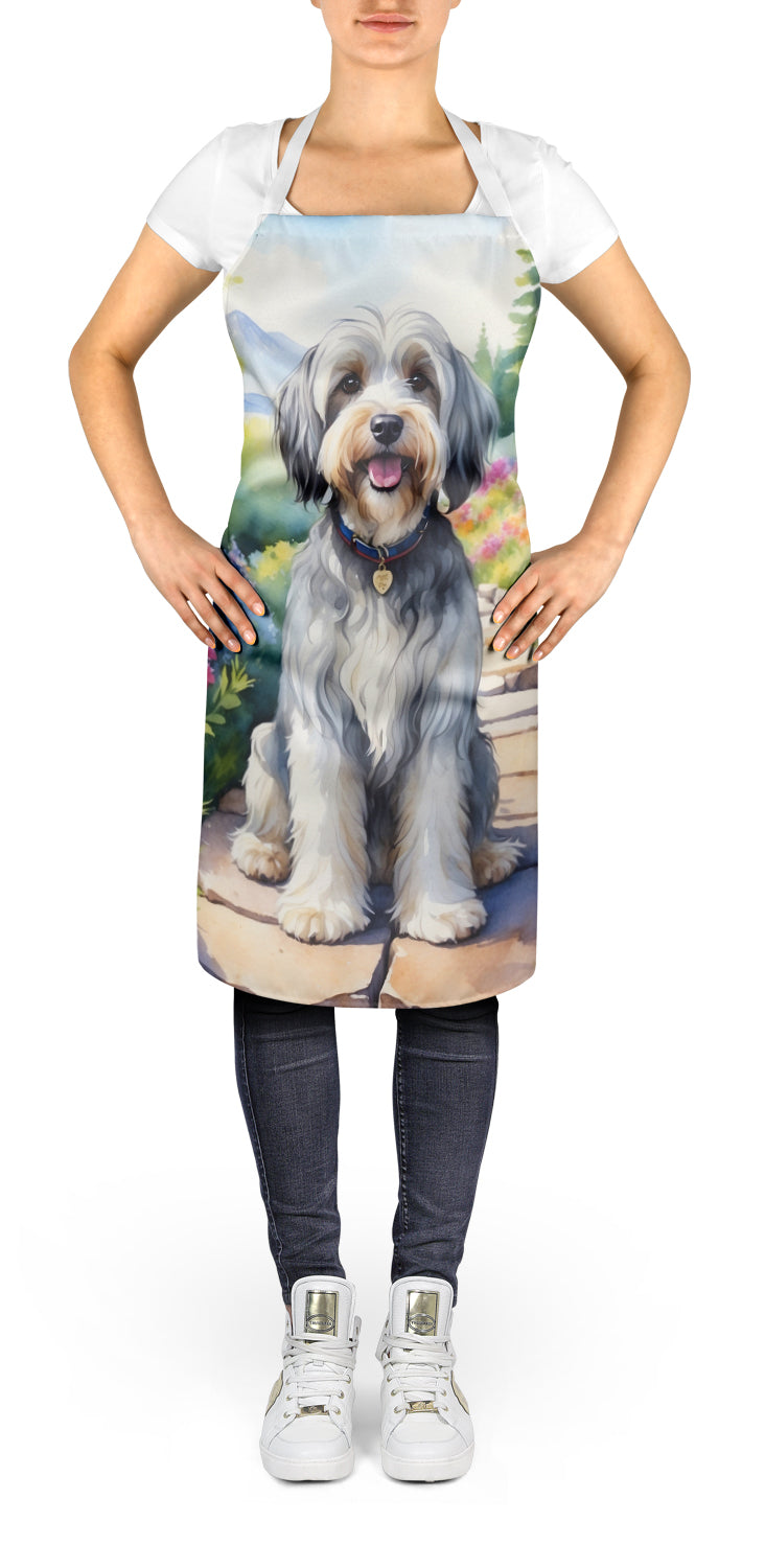 Tibetan Terrier Spring Path Apron