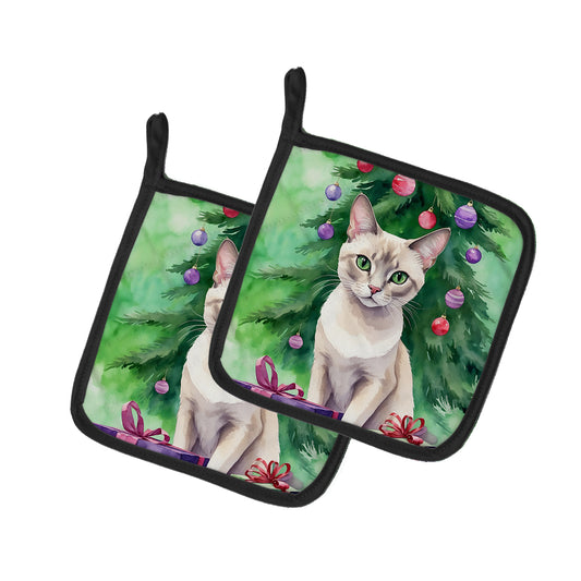 Buy this Thai Lilac Cat By the Christmas Tree Pair of Pot Holders