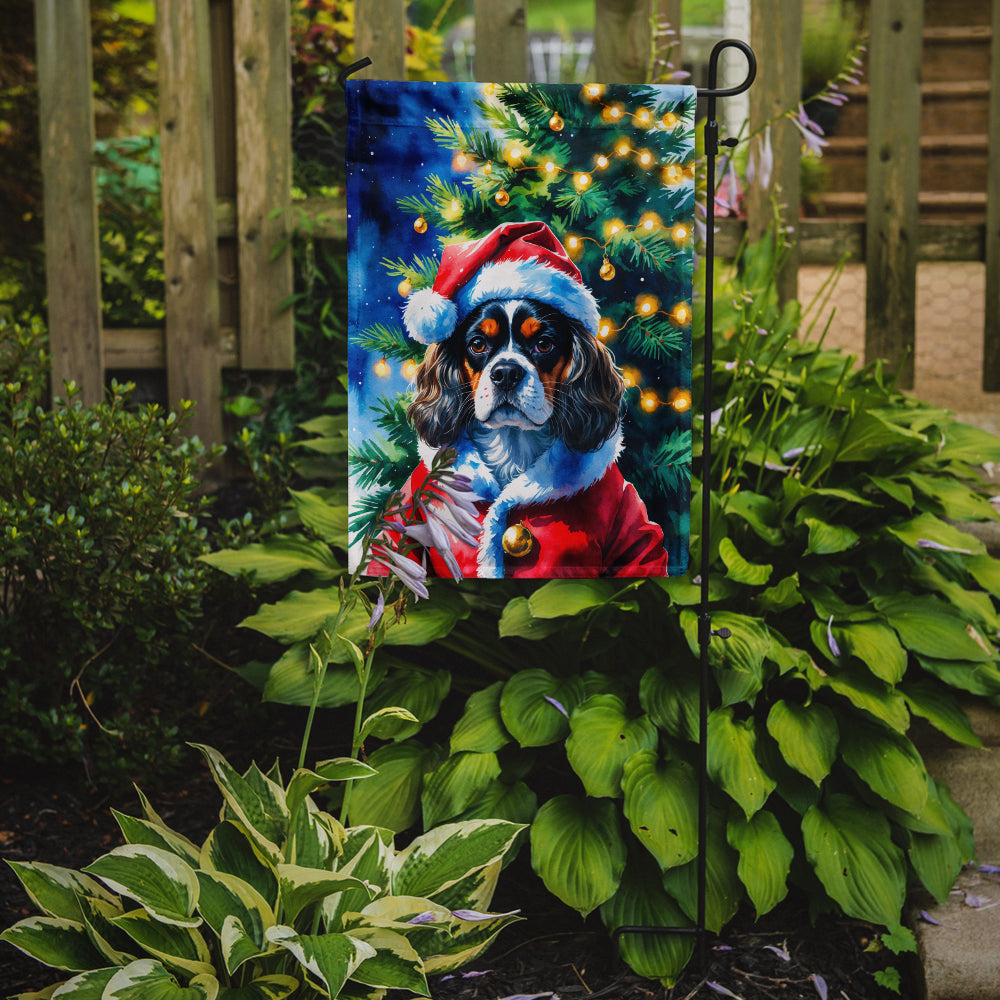 Tricolor Cavalier Spaniel Christmas Garden Flag