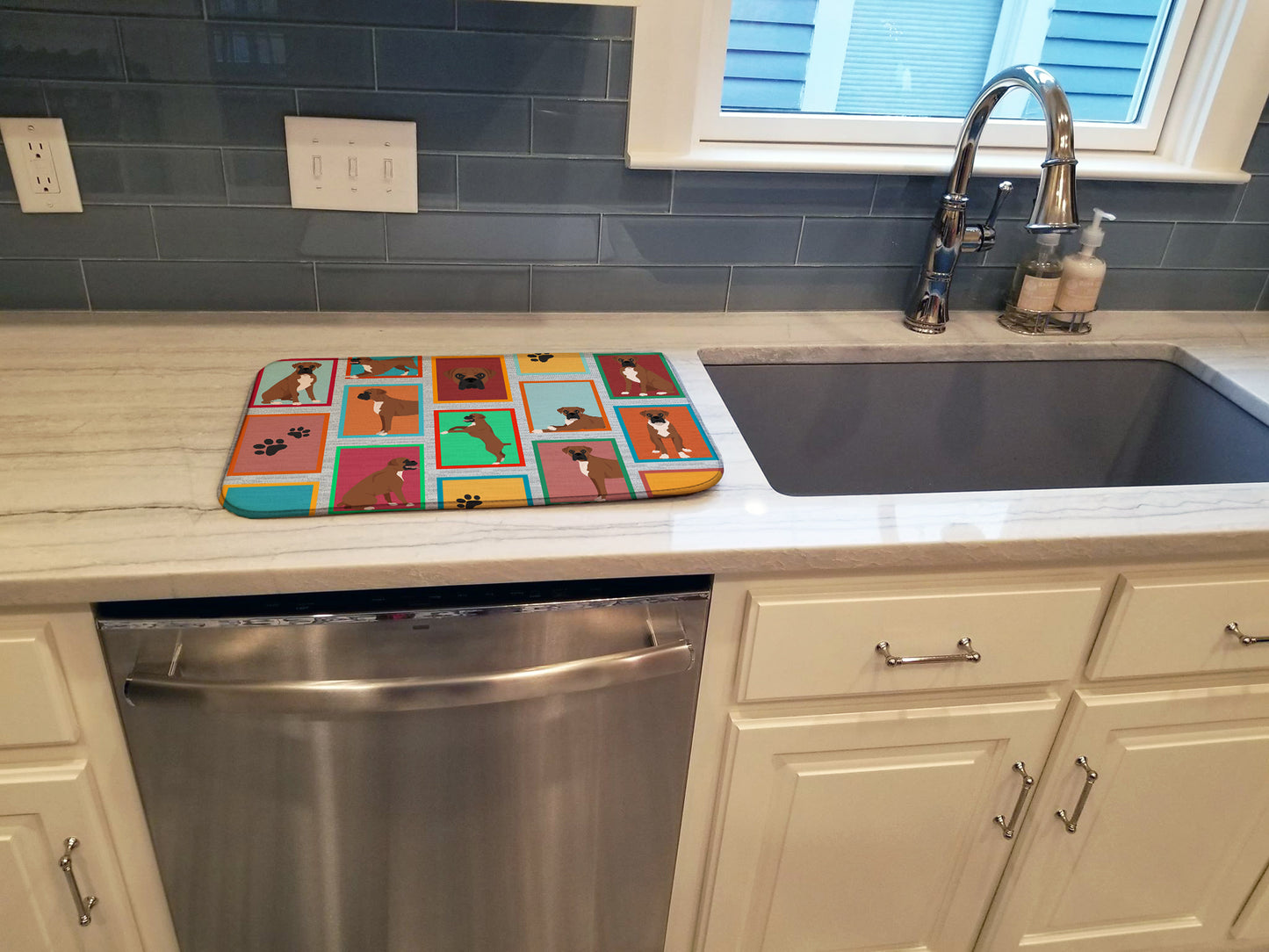 Lots of Black Face Boxer Dish Drying Mat