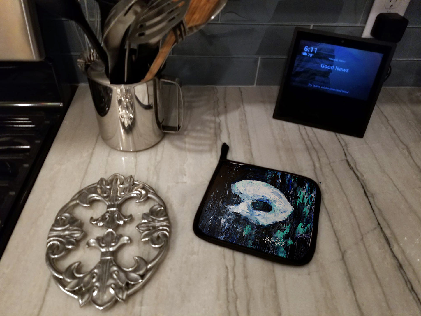 Cryptic Mask Pair of Pot Holders